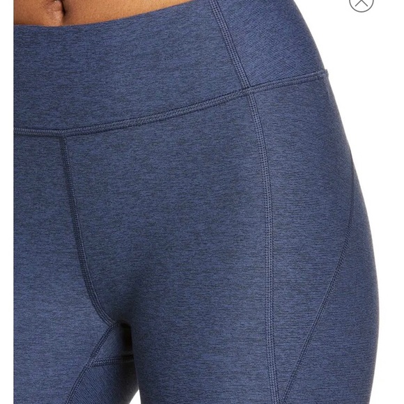 NWOT Outdoor Voices Warmup Legging - Picture 4 of 9